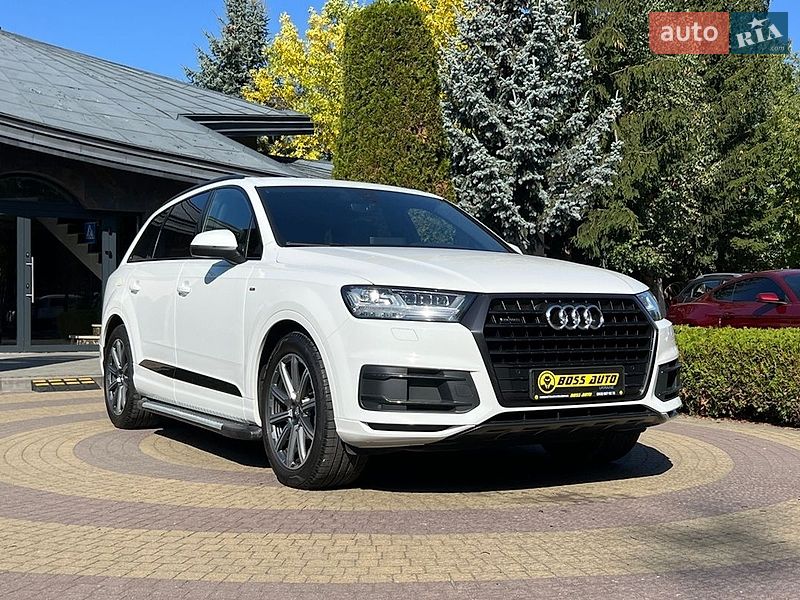 Позашляховик / Кросовер Audi Q7 2016 в Львові