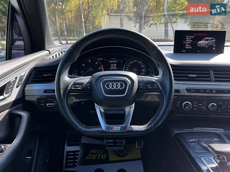 Позашляховик / Кросовер Audi Q7 2016 в Львові