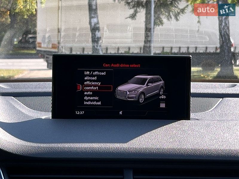 Позашляховик / Кросовер Audi Q7 2016 в Львові