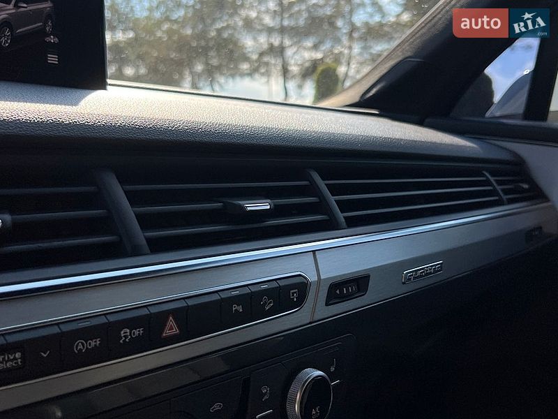 Позашляховик / Кросовер Audi Q7 2016 в Львові