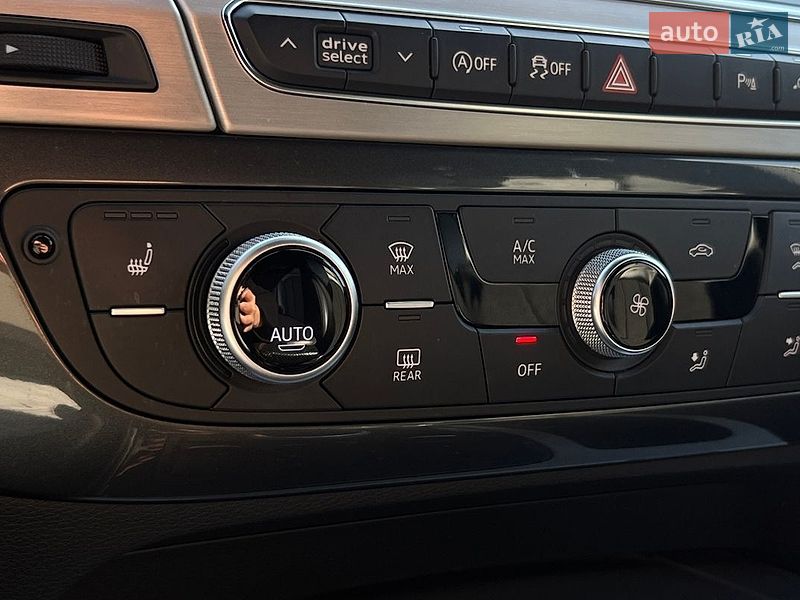Позашляховик / Кросовер Audi Q7 2016 в Львові