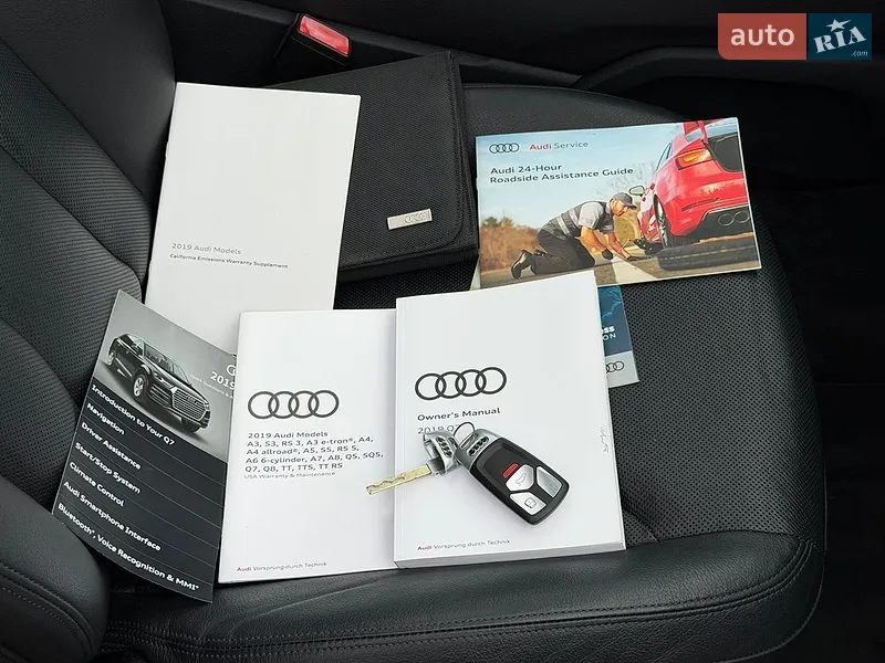 Позашляховик / Кросовер Audi Q7 2018 в Дубні документ