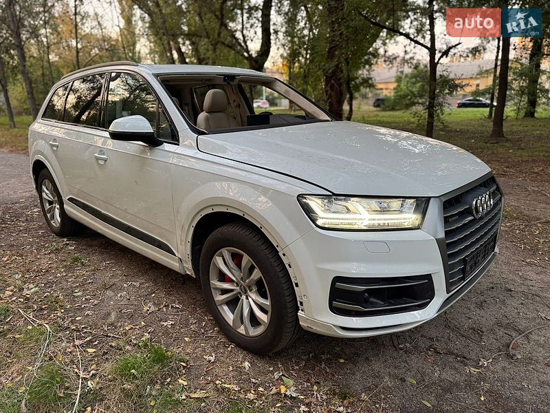 Внедорожник / Кроссовер Audi Q7 2019 в Днепре фото Внедорожник / Кроссовер Audi Q7 2019 в Днепре