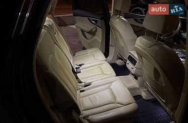 Внедорожник / Кроссовер Audi Q7 2015 в Дубно