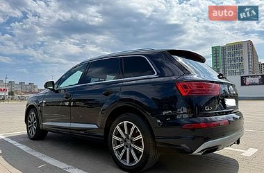 Позашляховик / Кросовер Audi Q7 2017 в Одесі