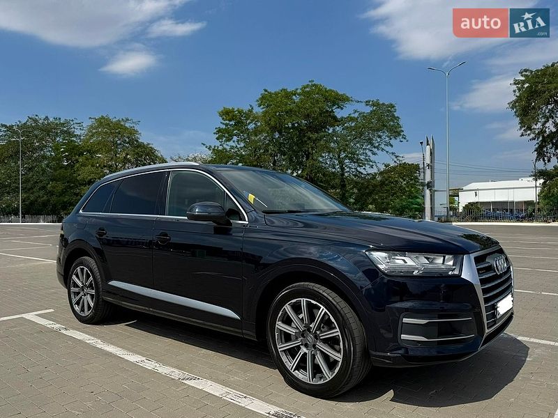 Позашляховик / Кросовер Audi Q7 2017 в Одесі