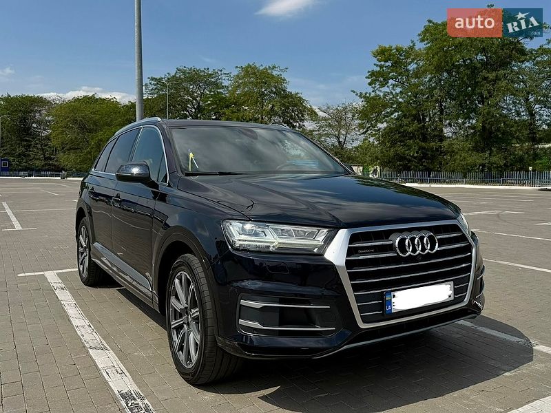 Позашляховик / Кросовер Audi Q7 2017 в Одесі