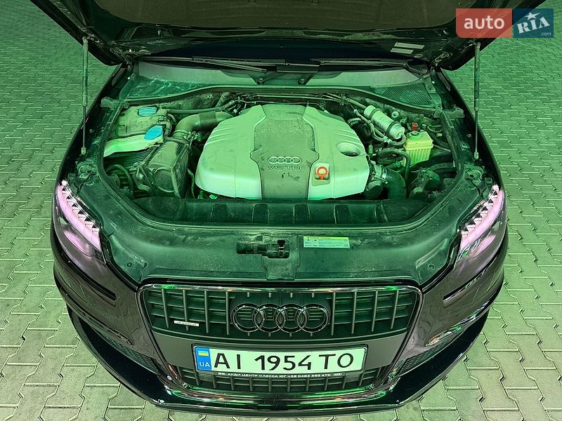 Внедорожник / Кроссовер Audi Q7 2013 в Одессе