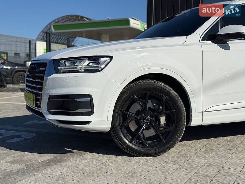 Внедорожник / Кроссовер Audi Q7 2019 в Львове