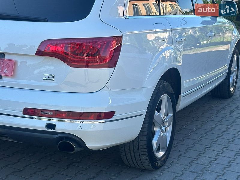 Внедорожник / Кроссовер Audi Q7 2015 в Ивано-Франковске