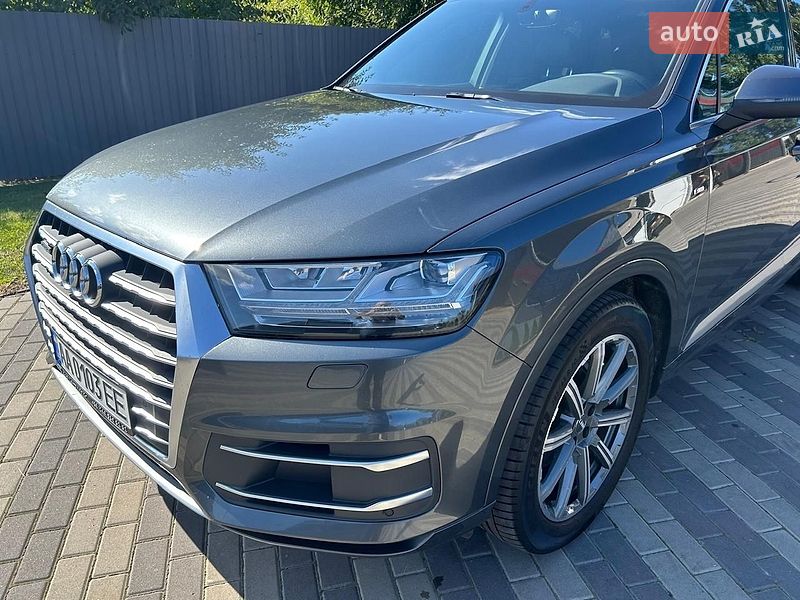 Внедорожник / Кроссовер Audi Q7 2017 в Киеве