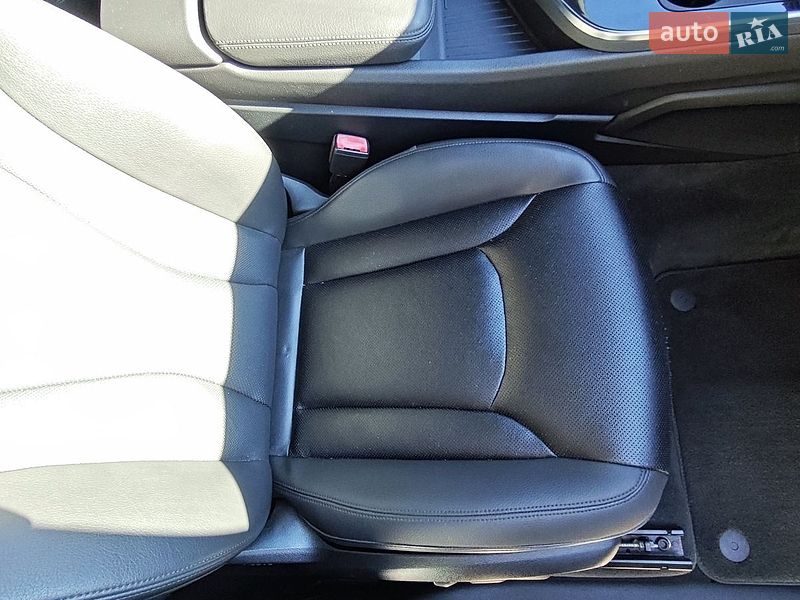 Внедорожник / Кроссовер Audi Q7 2016 в Киеве