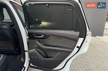 Внедорожник / Кроссовер Audi Q7 2020 в Мукачево