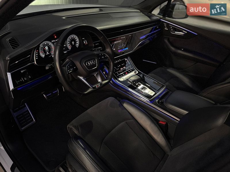 Внедорожник / Кроссовер Audi Q7 2020 в Мукачево
