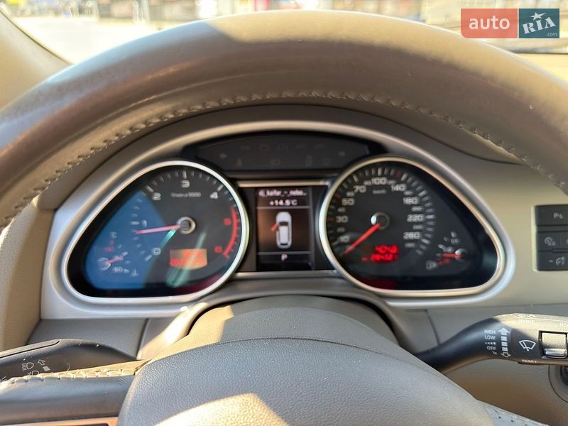 Позашляховик / Кросовер Audi Q7 2010 в Кам'янець-Подільському