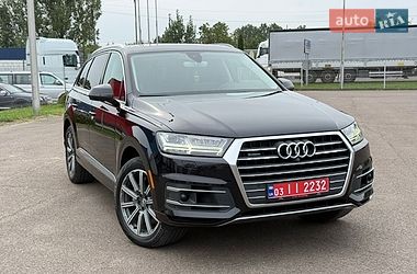 Позашляховик / Кросовер Audi Q7 2016 в Ковелі