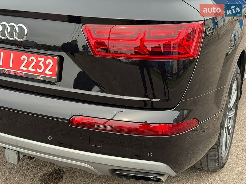 Позашляховик / Кросовер Audi Q7 2016 в Ковелі