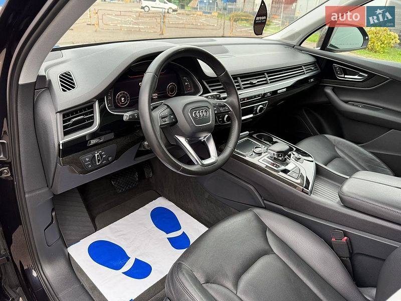 Позашляховик / Кросовер Audi Q7 2016 в Ковелі