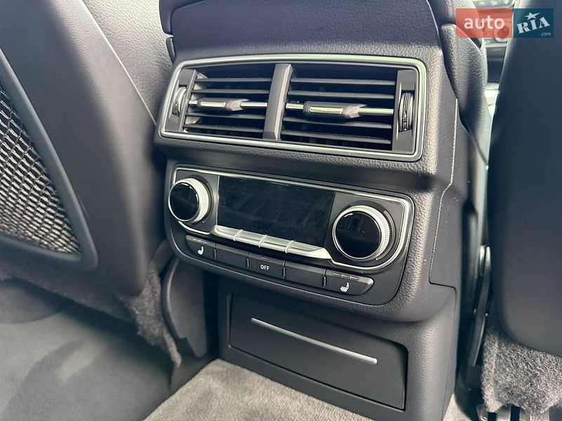 Позашляховик / Кросовер Audi Q7 2016 в Ковелі