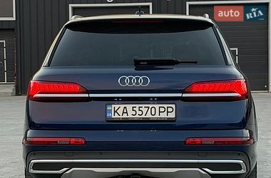 Позашляховик / Кросовер Audi Q7 2020 в Києві