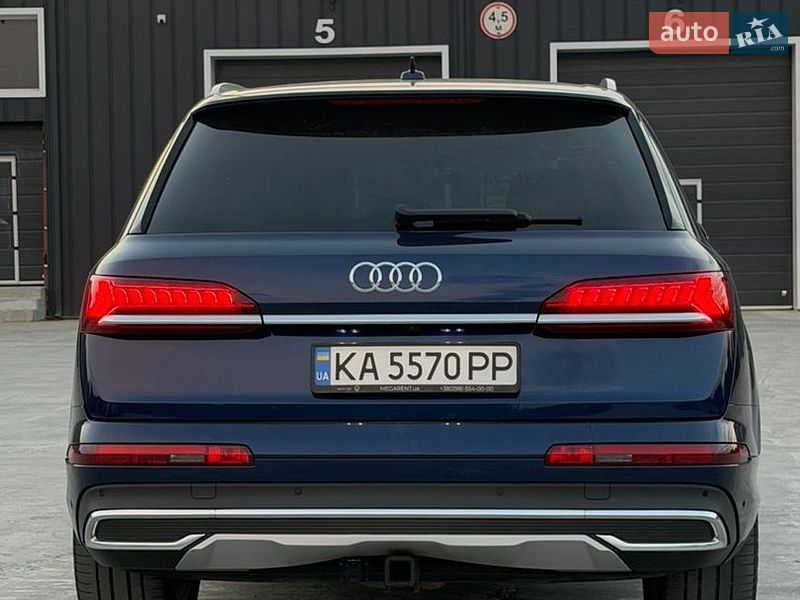 Позашляховик / Кросовер Audi Q7 2020 в Києві