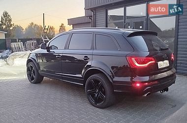 Внедорожник / Кроссовер Audi Q7 2012 в Рокитном