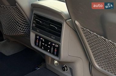 Внедорожник / Кроссовер Audi Q7 2019 в Черновцах