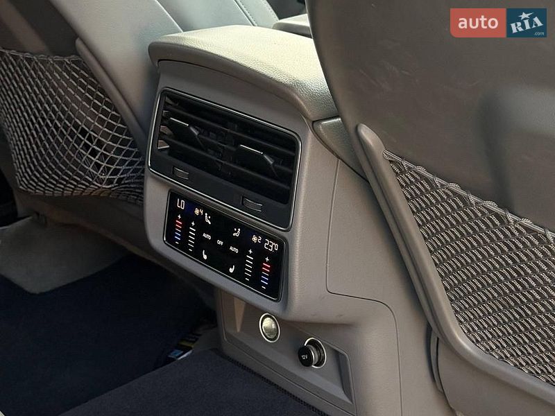 Внедорожник / Кроссовер Audi Q7 2019 в Черновцах