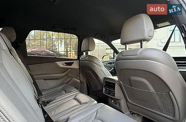 Внедорожник / Кроссовер Audi Q7 2019 в Черновцах