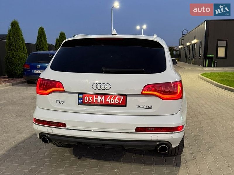 Позашляховик / Кросовер Audi Q7 2013 в Тернополі