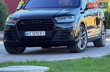 Позашляховик / Кросовер Audi Q7 2016 в Івано-Франківську