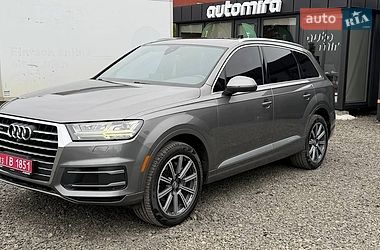 Позашляховик / Кросовер Audi Q7 2016 в Луцьку