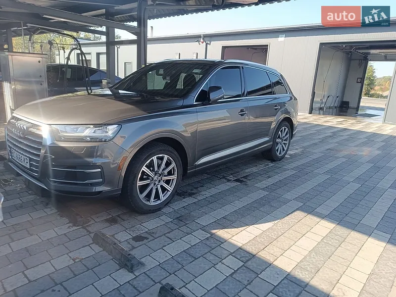 Audi Q7