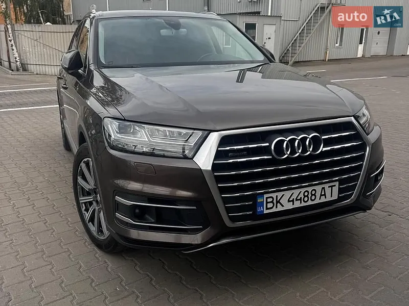 Audi Q7 2015