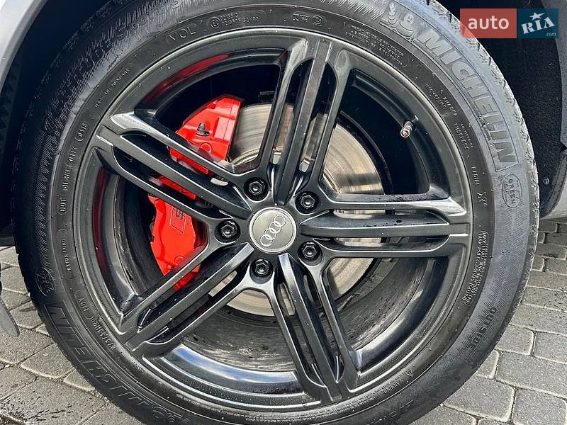 Позашляховик / Кросовер Audi Q7 2010 в Яворові