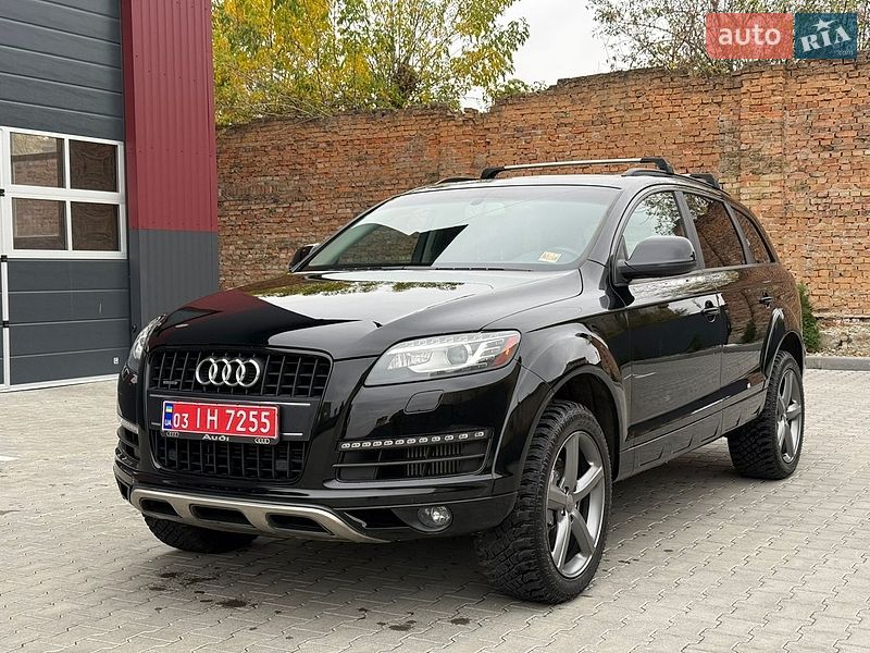 Внедорожник / Кроссовер Audi Q7 2015 в Дубно