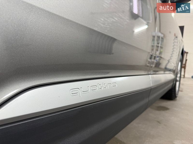 Внедорожник / Кроссовер Audi Q7 2017 в Умани