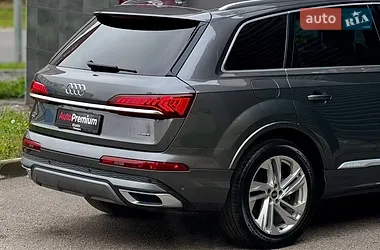 Audi Q7 2021