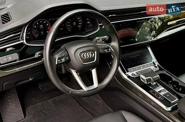 Audi Q7 2021