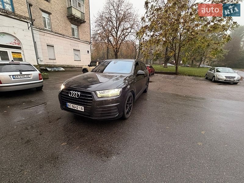 Audi Q7 2016