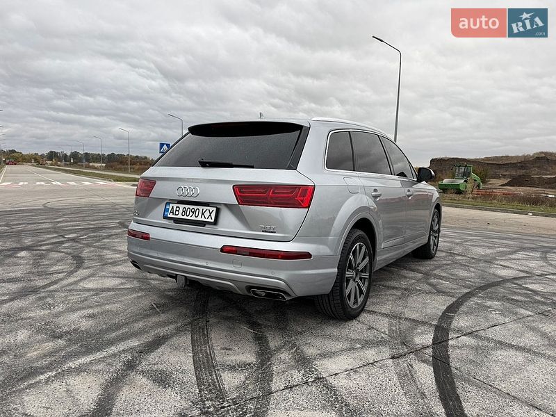 Внедорожник / Кроссовер Audi Q7 2017 в Виннице