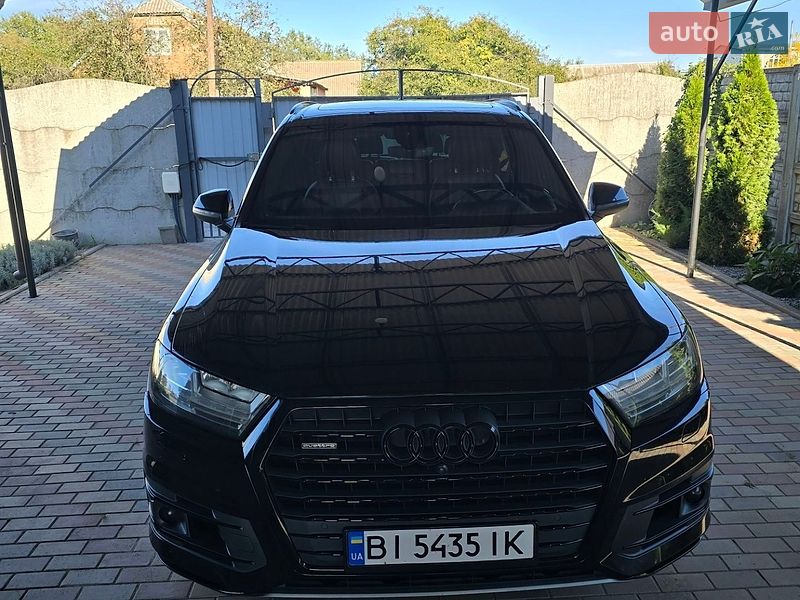 Внедорожник / Кроссовер Audi Q7 2018 в Полтаве