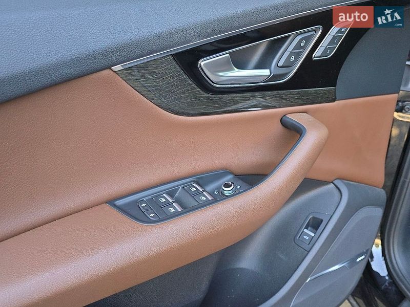 Внедорожник / Кроссовер Audi Q7 2018 в Полтаве