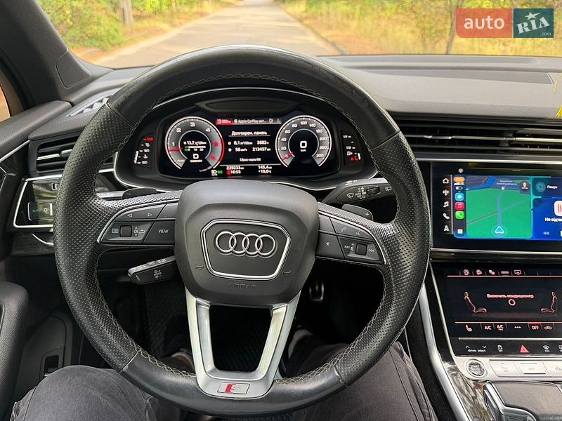 Внедорожник / Кроссовер Audi Q7 2021 в Киеве