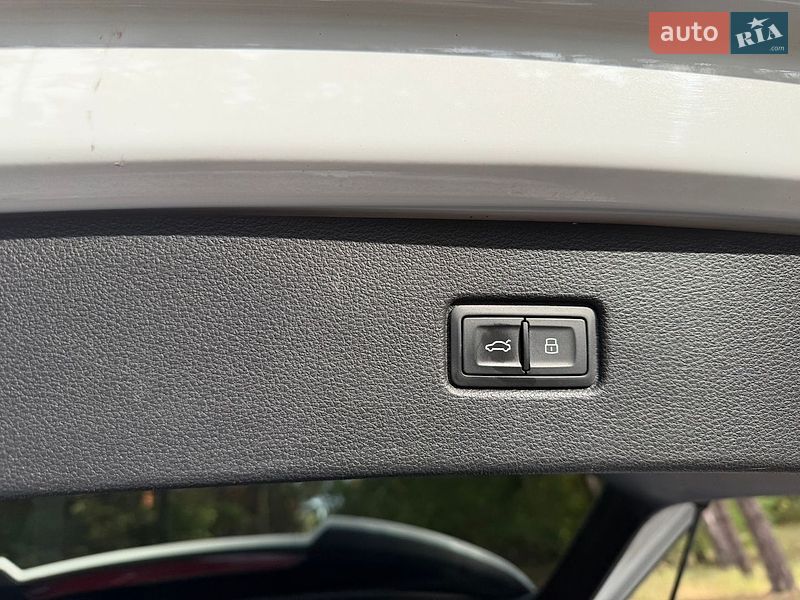 Внедорожник / Кроссовер Audi Q7 2021 в Киеве