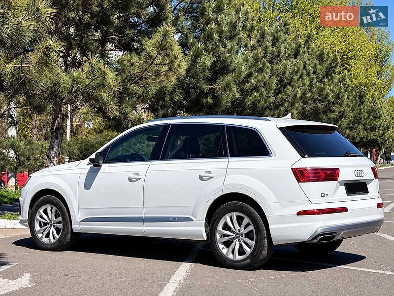 Позашляховик / Кросовер Audi Q7 2017 в Одесі фото 8 Позашляховик / Кросовер Audi Q7 2017 в Одесі