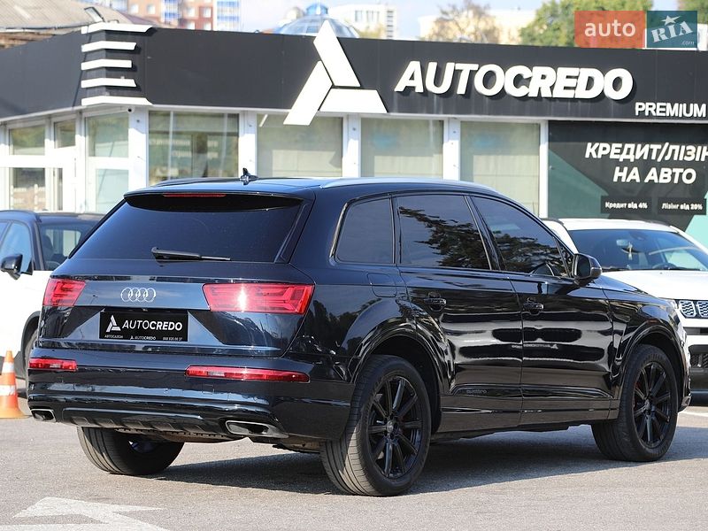 Позашляховик / Кросовер Audi Q7 2016 в Харкові