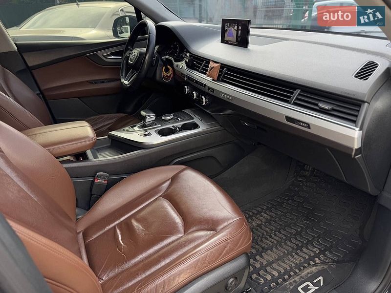 Позашляховик / Кросовер Audi Q7 2017 в Хмельницькому