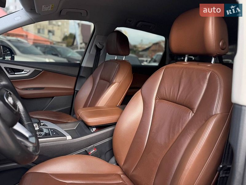 Позашляховик / Кросовер Audi Q7 2017 в Хмельницькому
