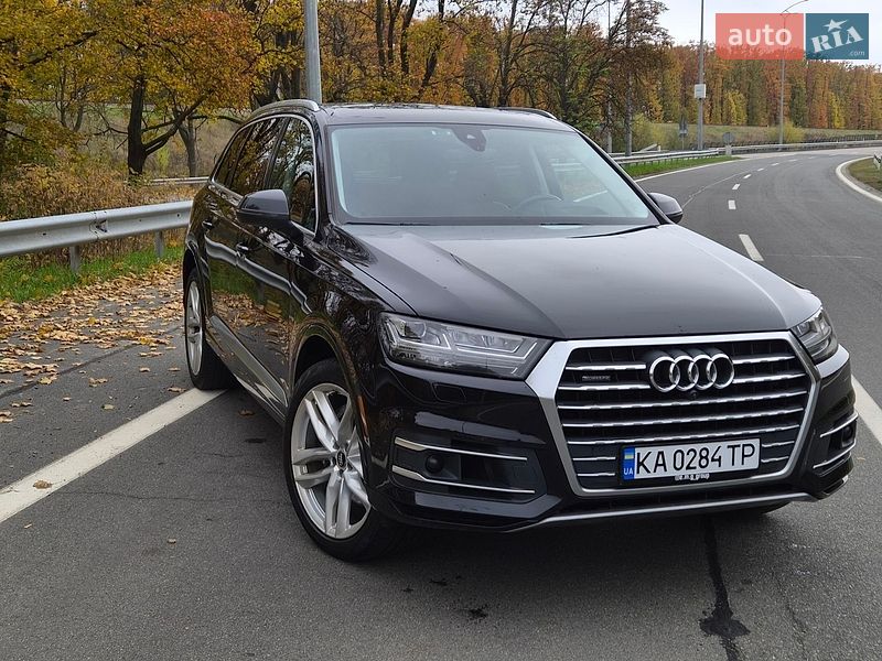 Внедорожник / Кроссовер Audi Q7 2018 в Киеве